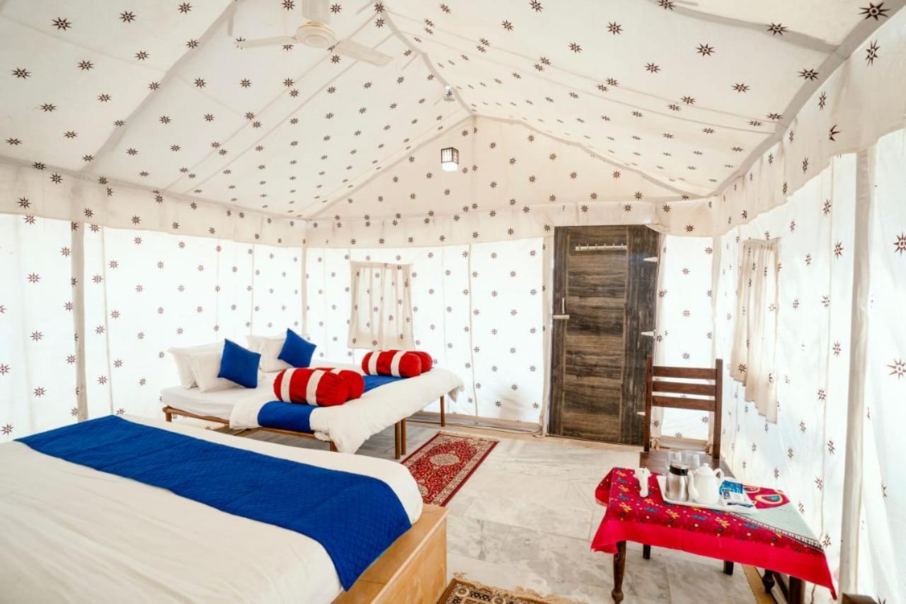 Kai Kabila Desert Camp Sām Eksteriør bilde
