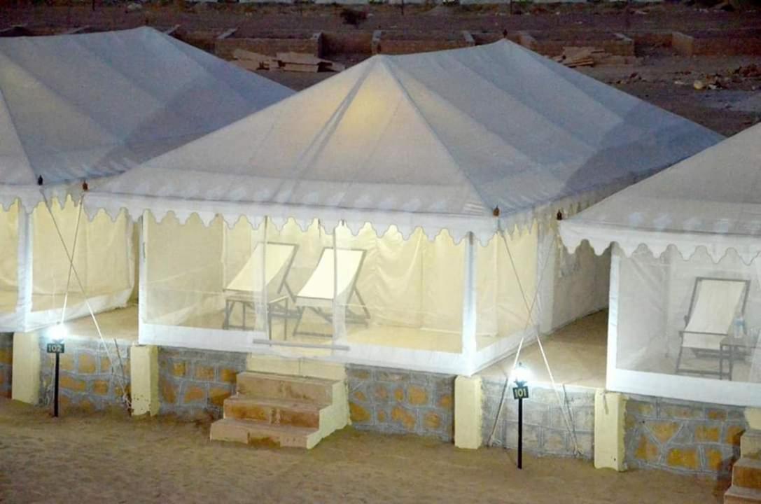 Kai Kabila Desert Camp Sām Eksteriør bilde